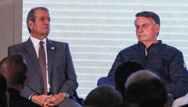 Bolsonaro recebe Valdemar e discute futuro da família nas eleições 2026